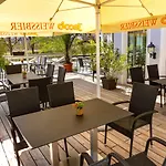 Donau-hotel Hotel