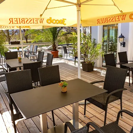 Donau-hotel Szálloda
